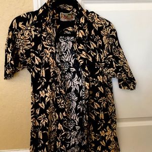 Casual collared Hawaiian